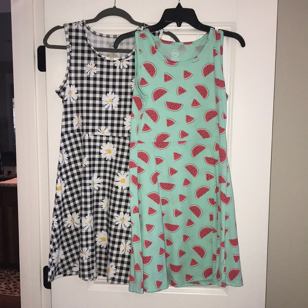 Set of 2 Girls’ XL Dresses